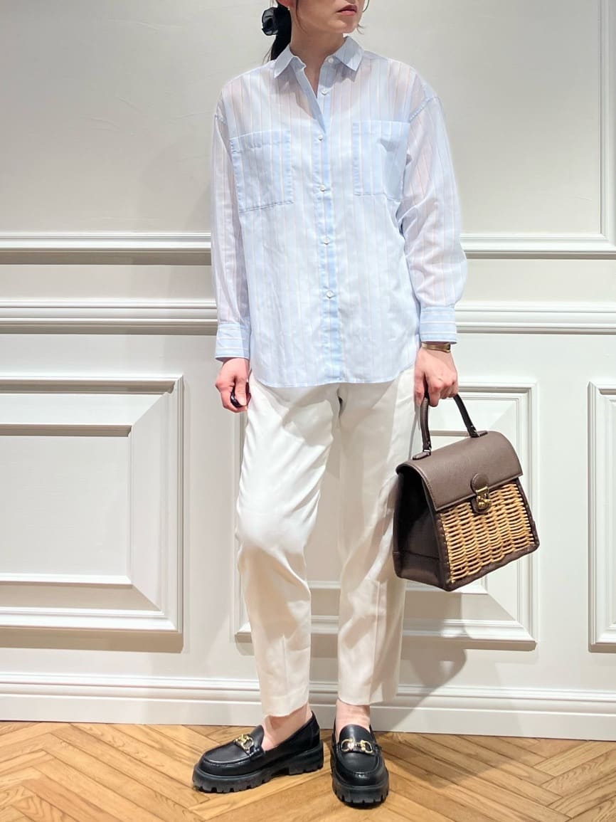 TSUKUIさんの「DRESSTERIOR｜シアー ストライプシャツ」を使ったコーディネート