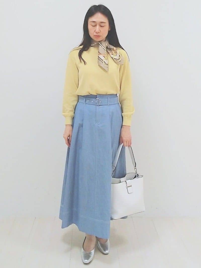 SANAさんの「Reflect｜チェーンデザインスクエアスカーフ」を使ったコーディネート