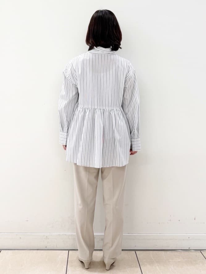 KIKIさんの「Reflect｜【レイヤードにおすすめ◎】ペプラムデザインシャツ」を使ったコーディネート