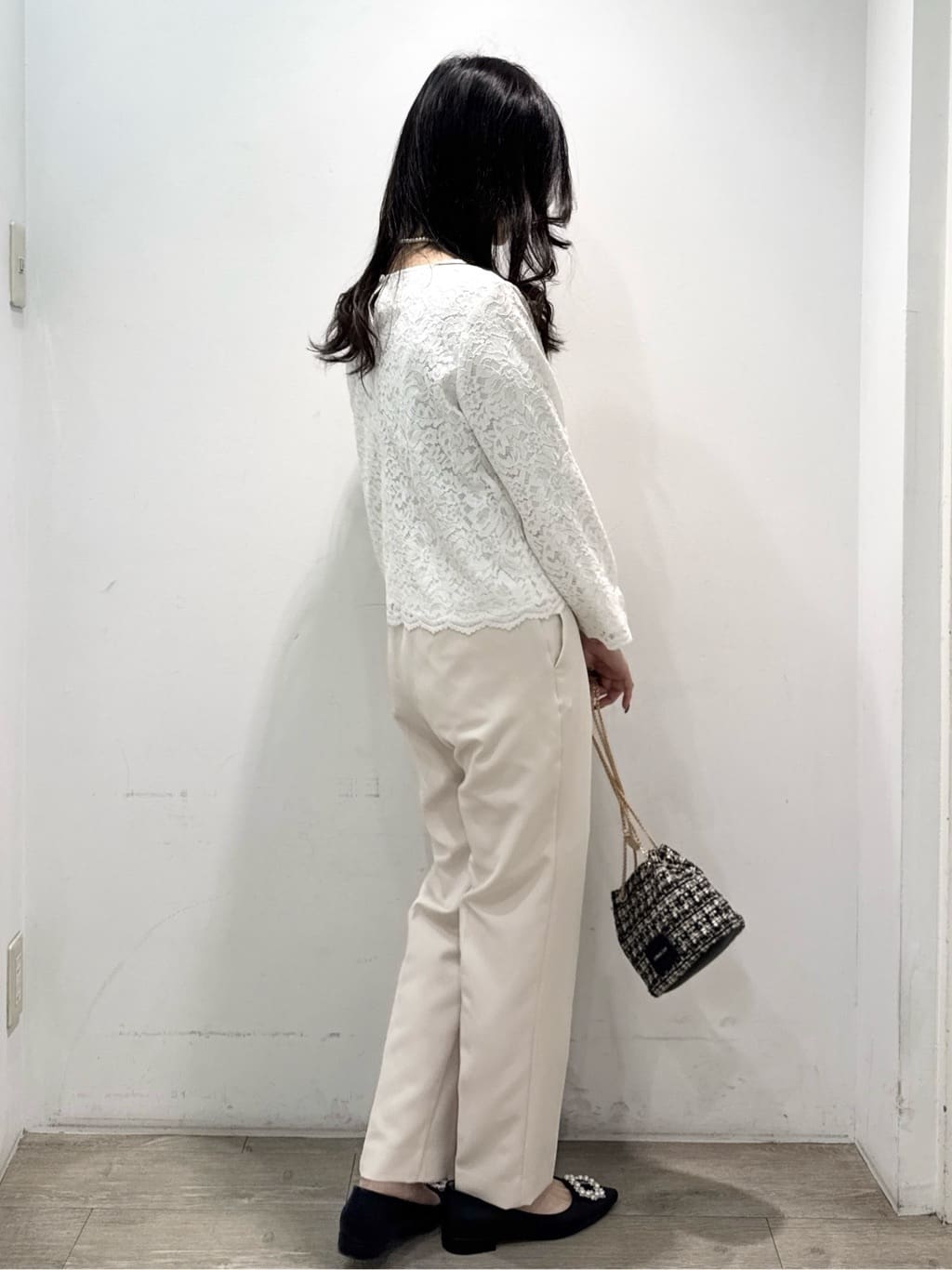 yuicciさんの「OPAQUE.CLIP｜《通勤対応》レースブラウス【洗濯機OK】」を使ったコーディネート