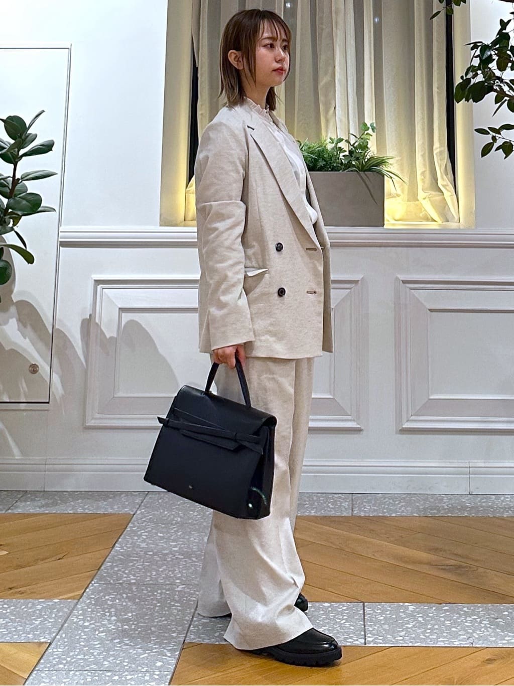 なべこさんの「DRESSTERIOR｜【セットアップ可/吸水速乾/ウォッシャブル】リネンブレンドオックスダブルジャケット」を使ったコーディネート