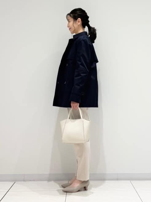 kayoさんの「INDIVI｜【花粉付着防止／撥水／UVケア】名品トレンチコート」を使ったコーディネート