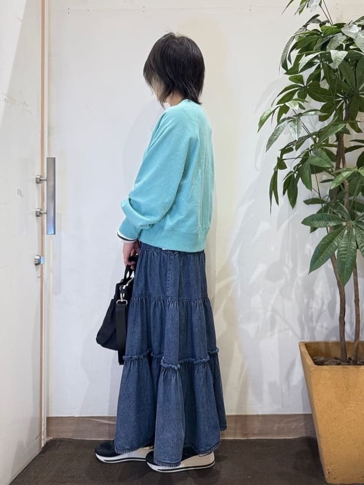 misakiさんの「SHOO･LA･RUE｜ヒールアップスニーカー」を使ったコーディネート