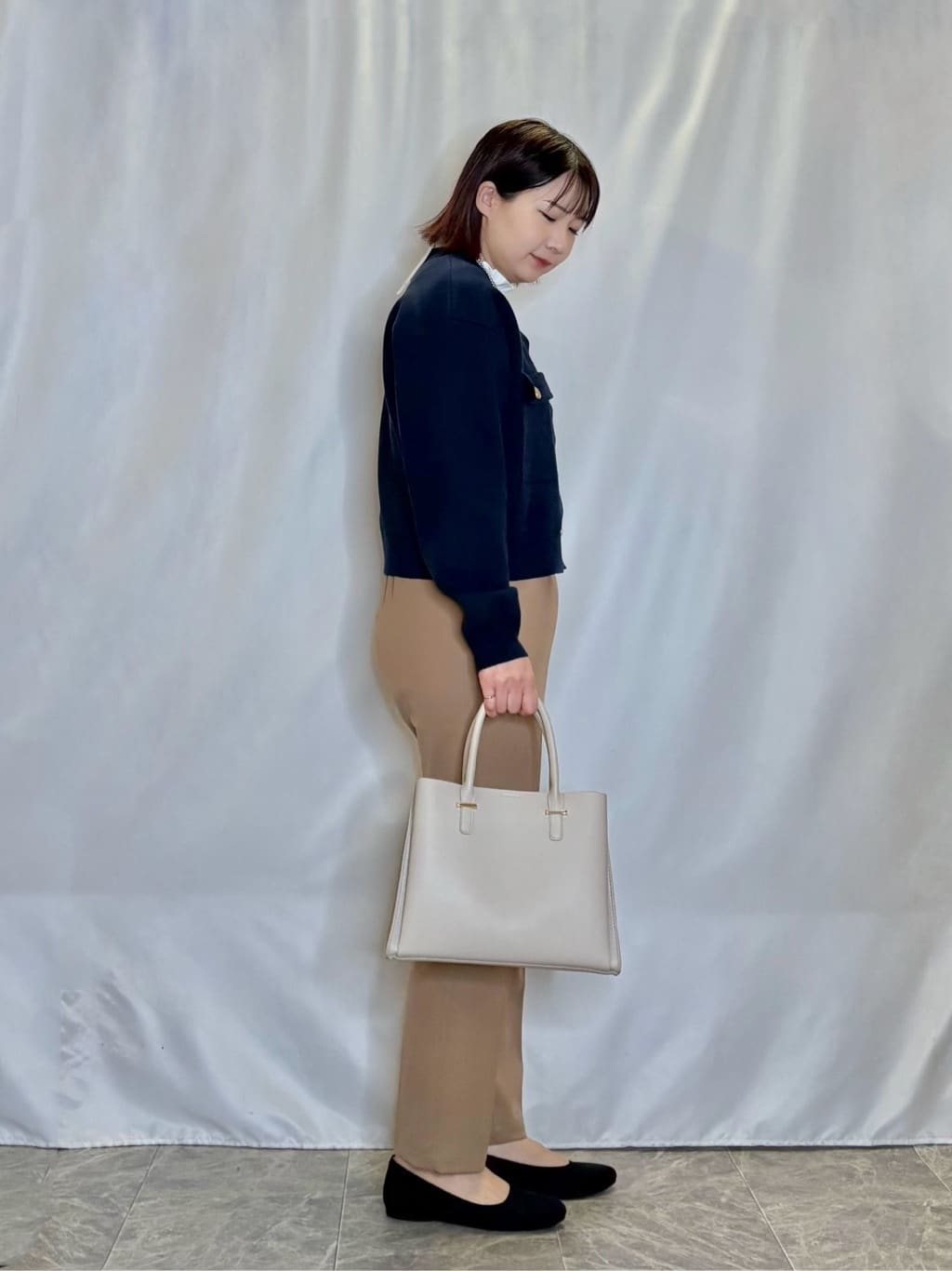 ネリさんの「SHOO･LA･RUE｜【洗濯機可/S-LL】1枚でも羽織りでも 華やか上品カーデ」を使ったコーディネート