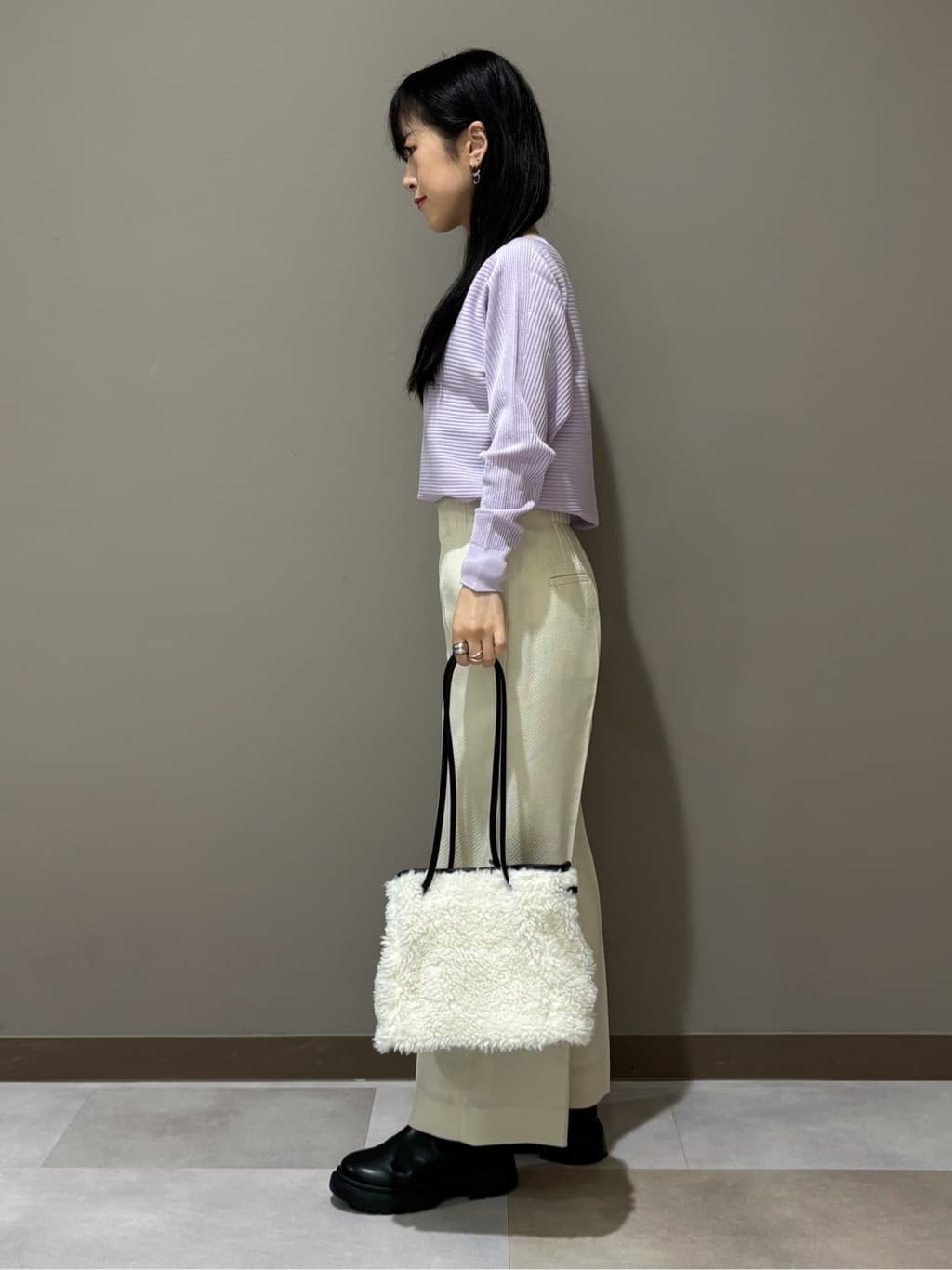 KEIKOさんの「INDIVI｜【軽量／ウール混】ライトフォルム ロングコート」を使ったコーディネート