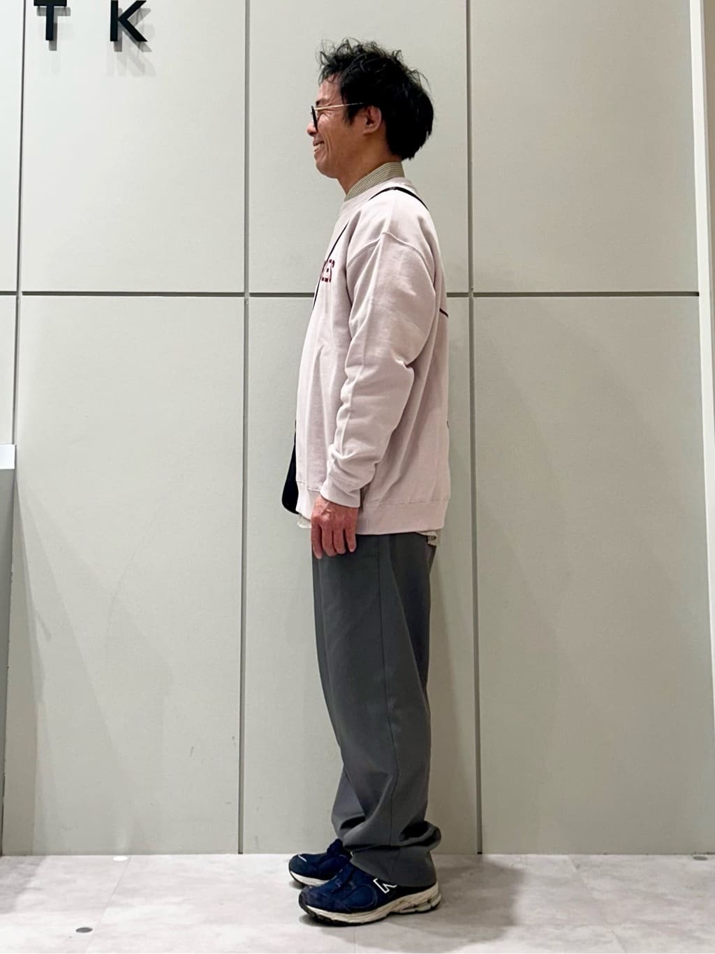 KENJI Iさんの「THE SHOP TK｜PEANUTS ／ ピーナッツ スヌーピー ミニ裏毛スウェット」を使ったコーディネート