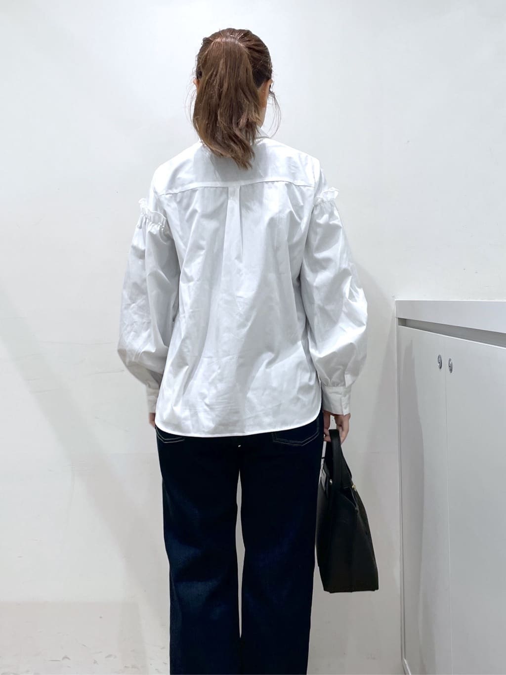 Junさんの「index｜ボリュームスリーブブラウス【洗濯機OK】《5col》」を使ったコーディネート
