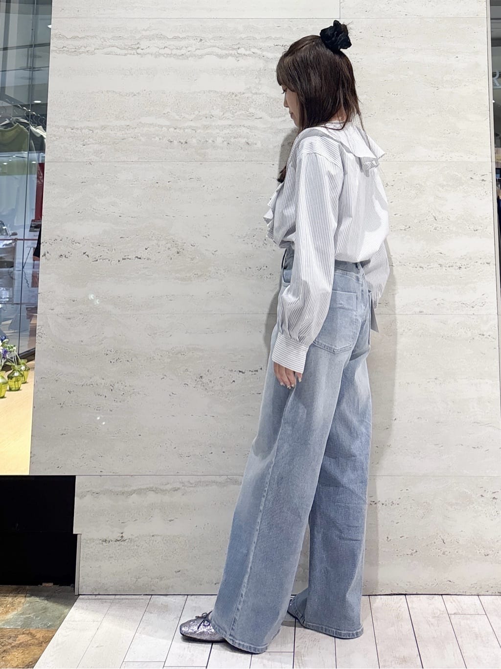 かほさんの「OPAQUE.CLIP｜フロントフリルブラウス【洗濯機OK】」を使ったコーディネート