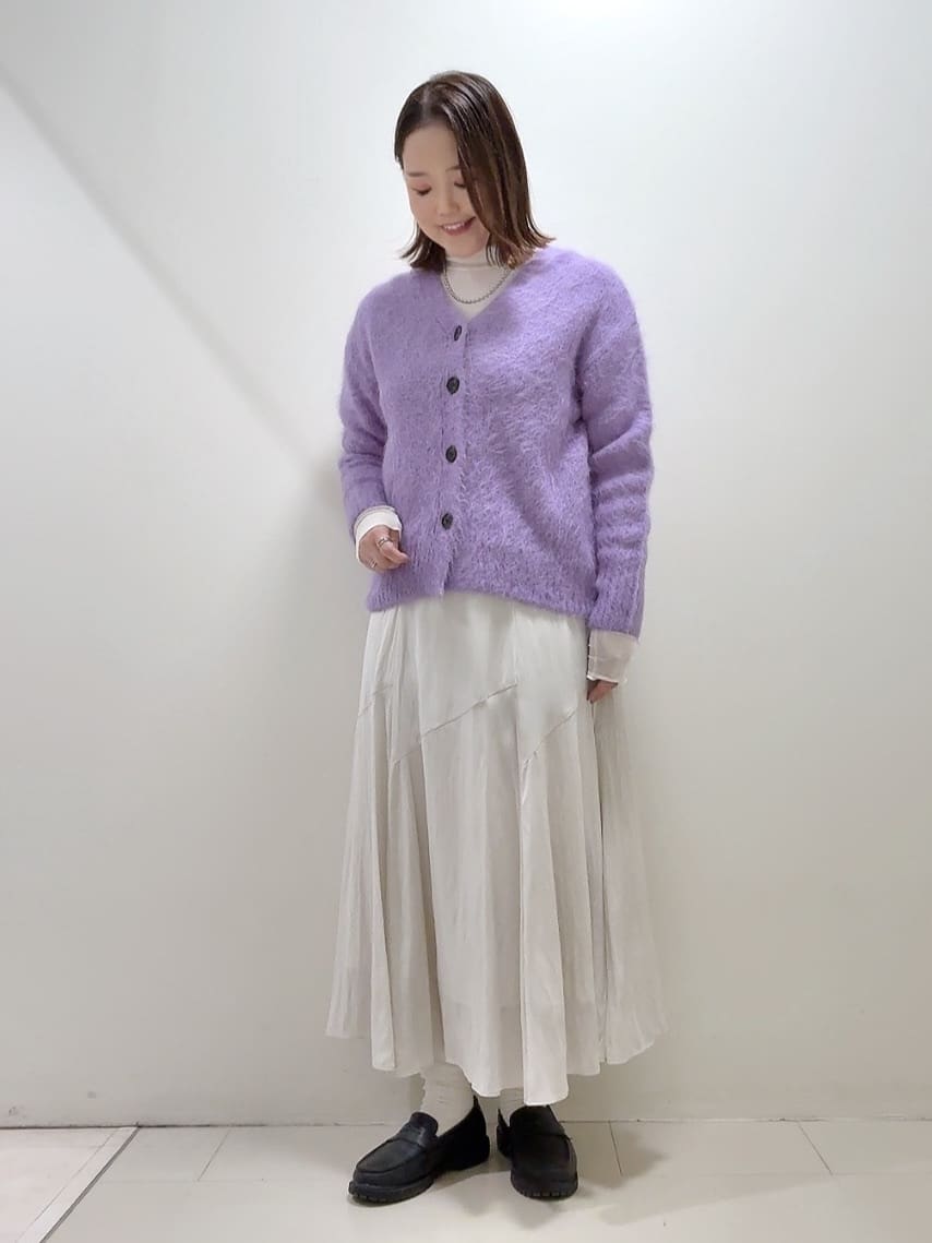 YUIさんの「UNTITLED｜【ゆったり】アルパカ混シャギー カーディガン」を使ったコーディネート