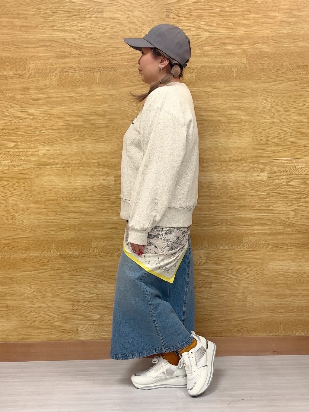 ぁむさんの「SHOO･LA･RUE｜【SHOO・LA・RUE DENIM】シンプルだから使いやすい Aラインスカート」を使ったコーディネート