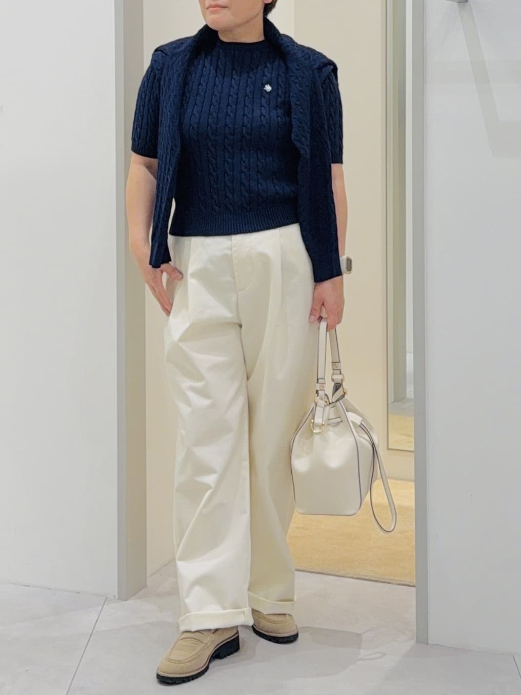 タナさんの「THE SHOP TK｜【POLO BCS 別注】ケーブルカーディガン」を使ったコーディネート