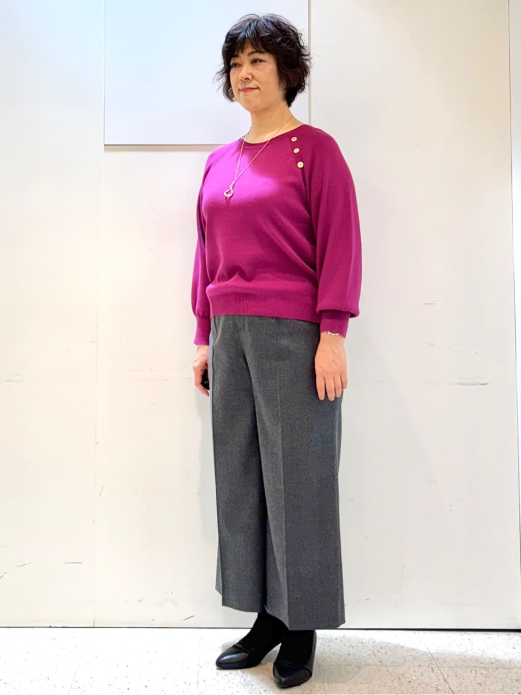 ヤスコさんの「Reflect｜【ゆったり着られる◎】ラグランスリーブニット」を使ったコーディネート