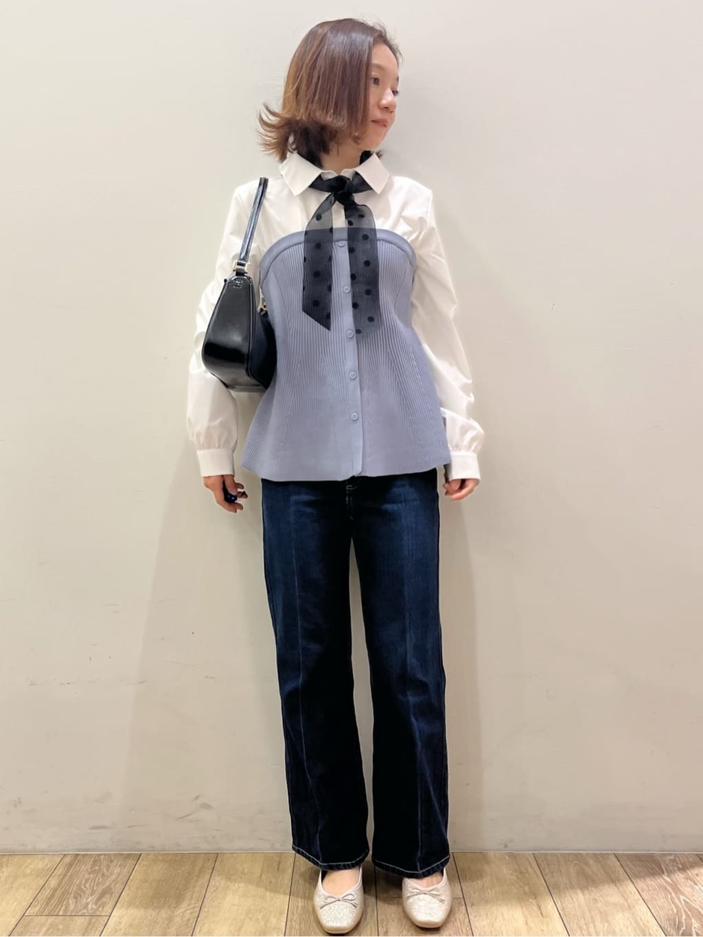 kcさんの「OPAQUE.CLIP｜シャツドッキングペプラムニット【洗濯機OK】」を使ったコーディネート