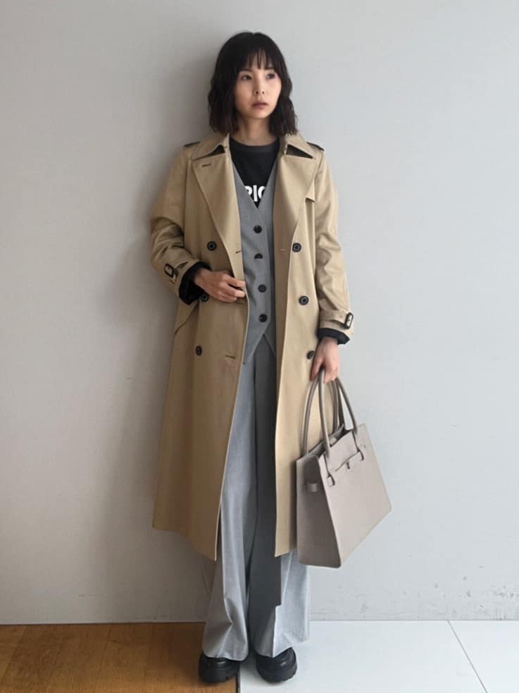 misaさんの「DRESSTERIOR｜◆【撥水/透湿素材】コットンギャバジントレンチコート」を使ったコーディネート