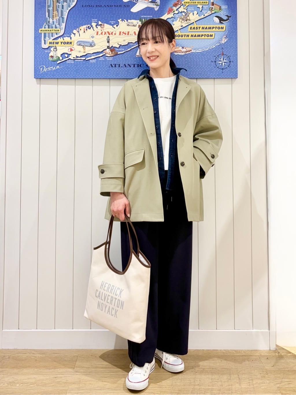 uwatokoさんの「Dessin｜【花粉ガード/撥水加工/洗える】クルーネックスプリングコート」を使ったコーディネート