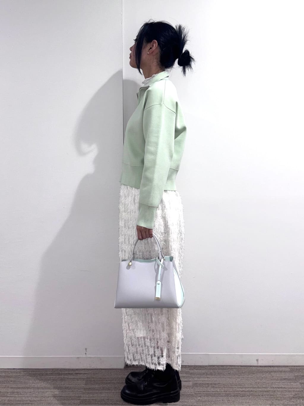 Ricoさんの「OPAQUE.CLIP｜シアーハイネックトップス【洗濯機OK】」を使ったコーディネート