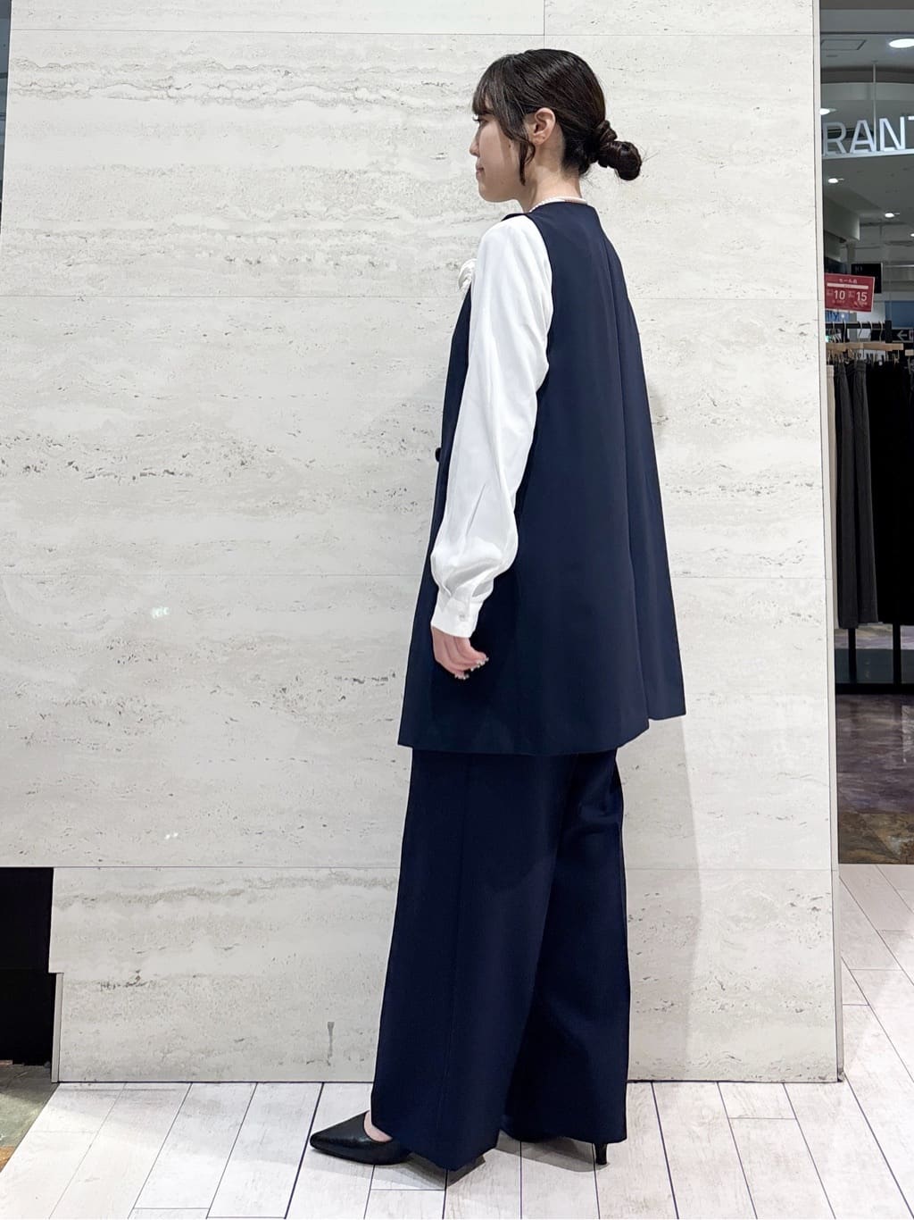 かほさんの「OPAQUE.CLIP｜《通勤セットアップ対応》 ワイドパンツダブルクロス【洗濯機OK】」を使ったコーディネート