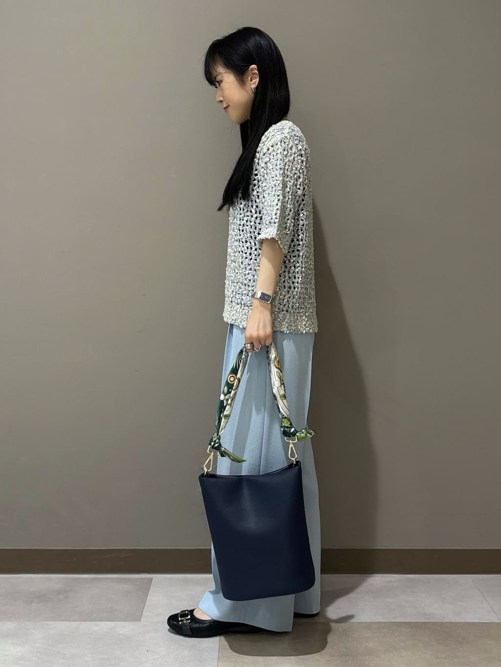 KEIKOさんの「INDIVI｜【撥水／フード取外し可】凹凸素材ブルゾン」を使ったコーディネート