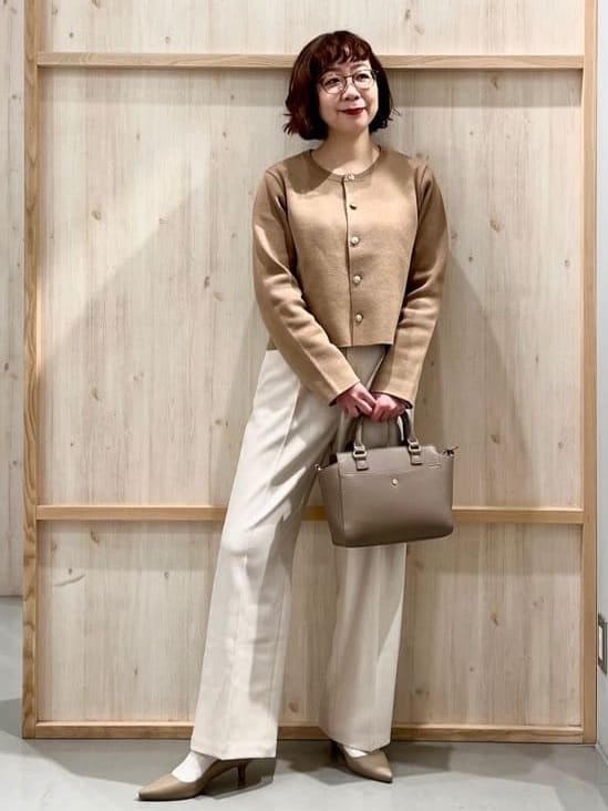 nakoさんの「THE SHOP TK｜ハーフミラノカーデ」を使ったコーディネート