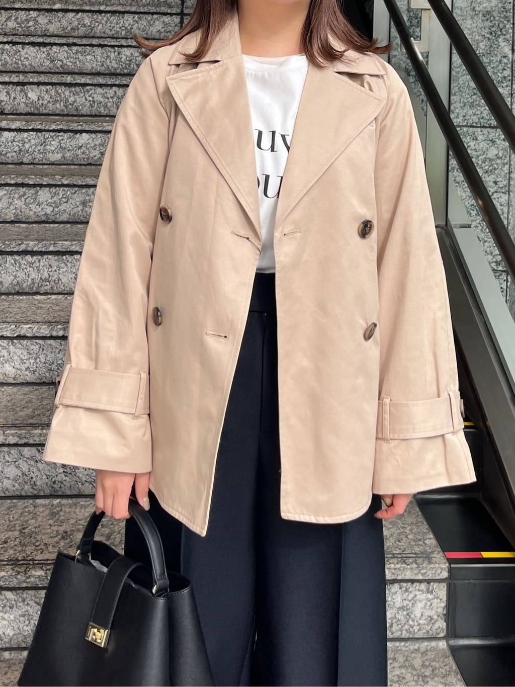 HANNAさんの「OPAQUE.CLIP｜ロゴプリントロングTシャツ【洗濯機OK】」を使ったコーディネート