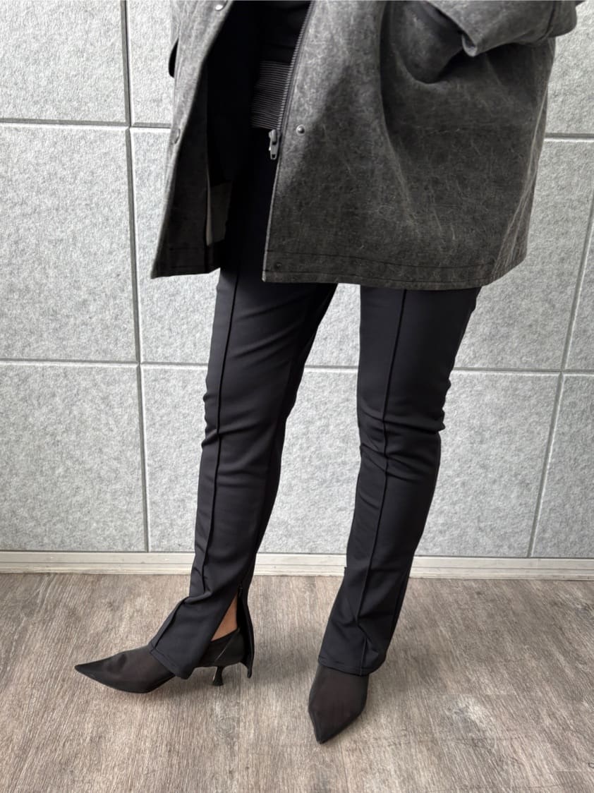 ibuさんの「CODE A｜pigment denim coverall」を使ったコーディネート