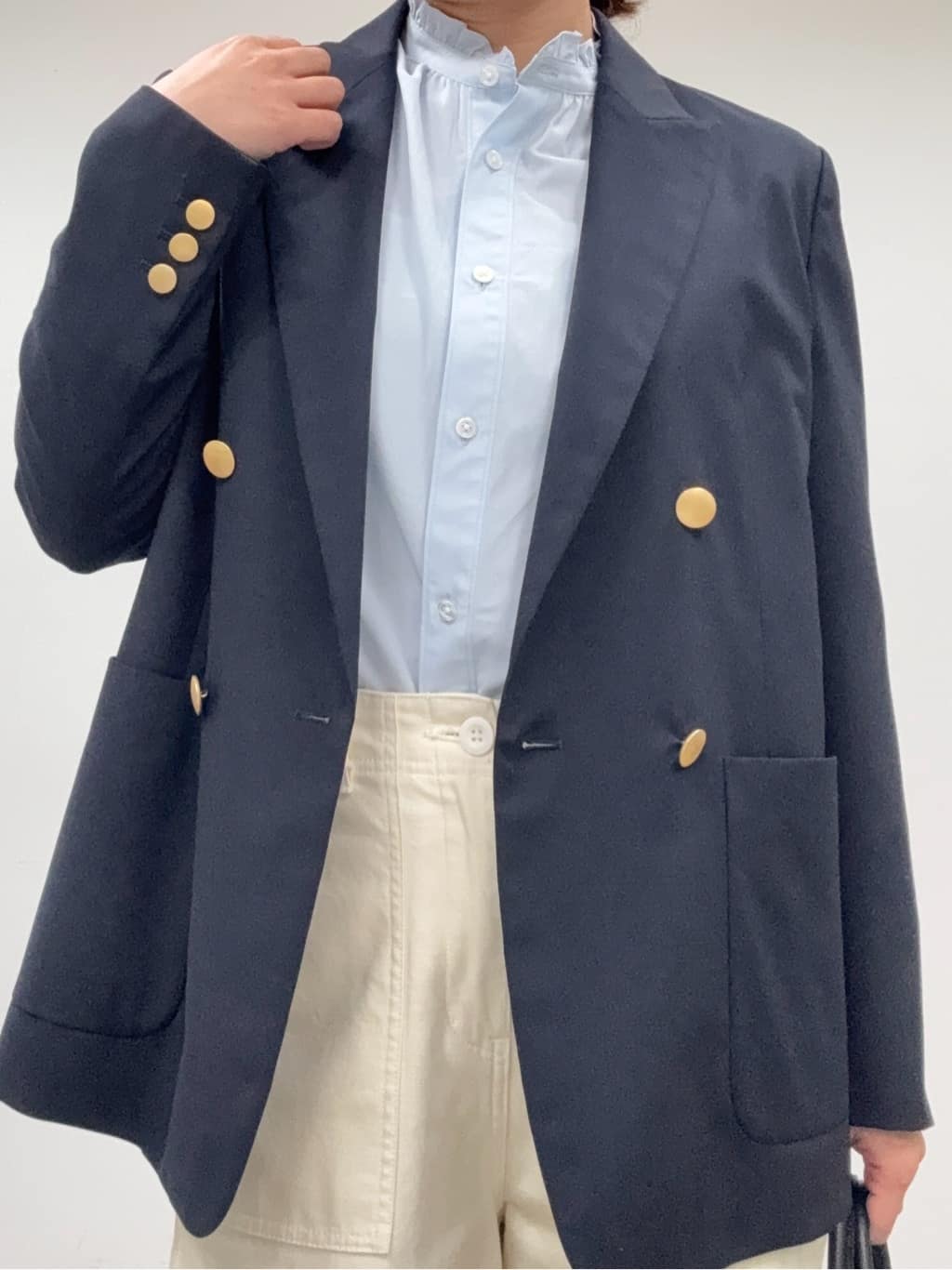 BUNさんの「DRESSTERIOR｜コンフォート ダブルブレザー」を使ったコーディネート