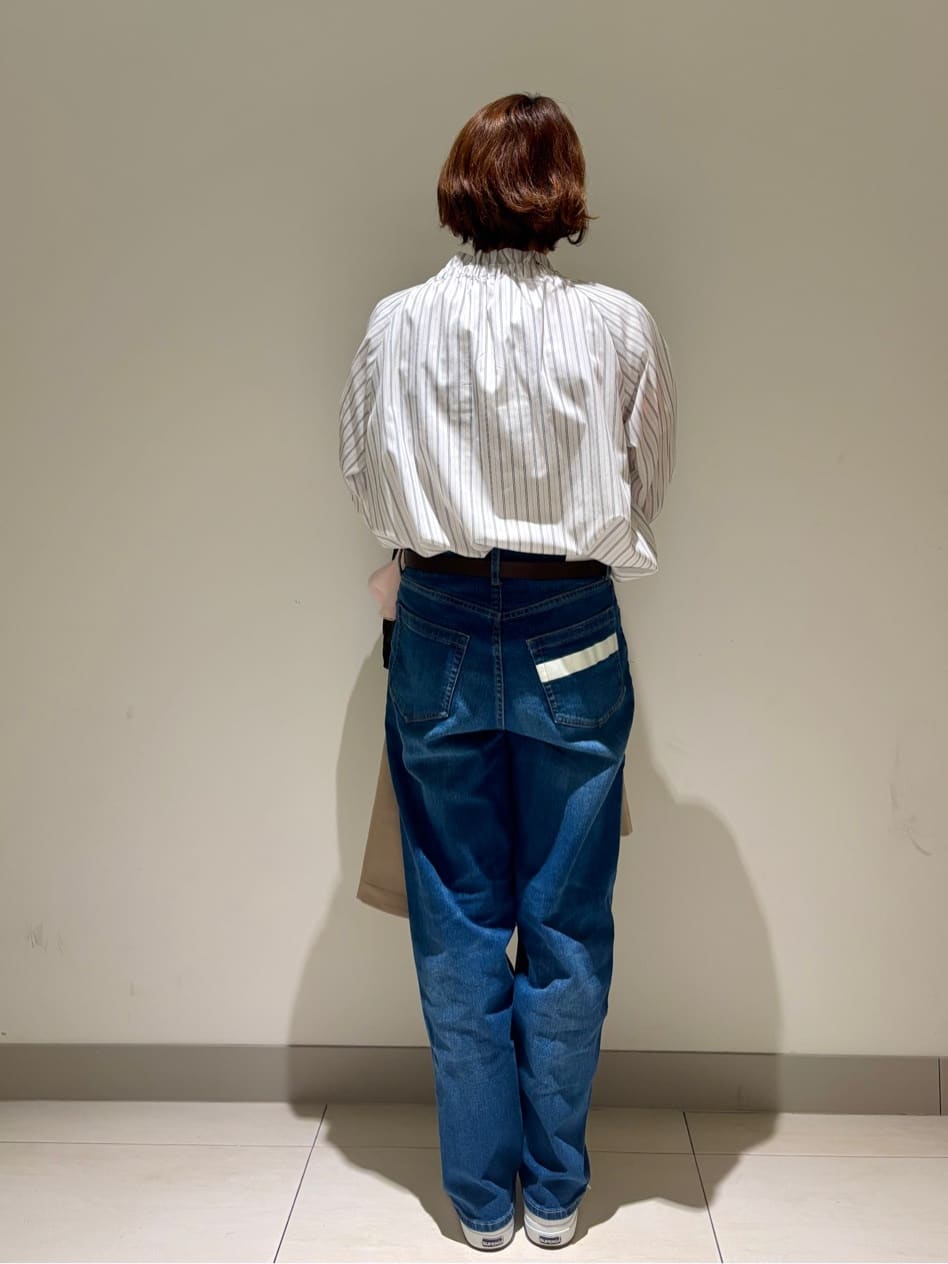 Haruさんの「Dessin｜【花粉ガード/撥水加工/洗える】ステンカラースプリングコート」を使ったコーディネート