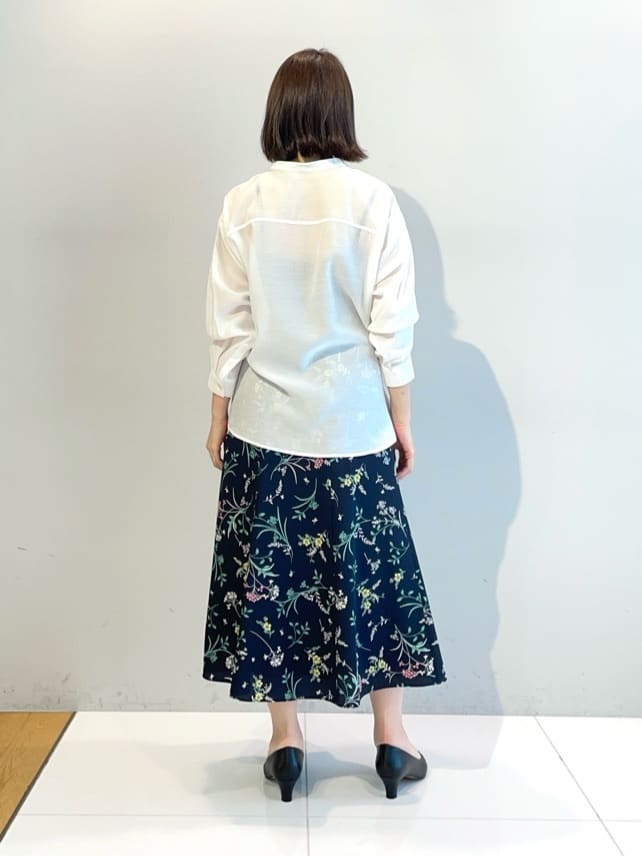 murayamaさんの「INDIVI｜【洗える／上品】きれいめ着流しカーディガンニット」を使ったコーディネート