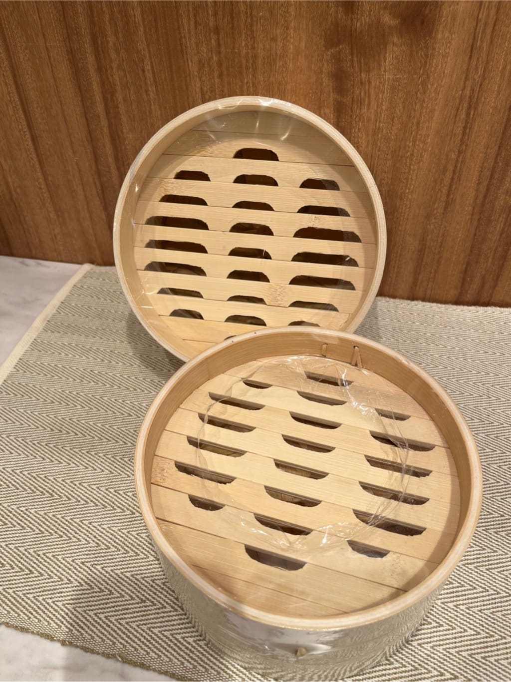 アリオ川口さんの「212 KITCHEN STORE｜ココナベせいろセット 小 WH ＜野田琺瑯 ＞」を使ったコーディネート