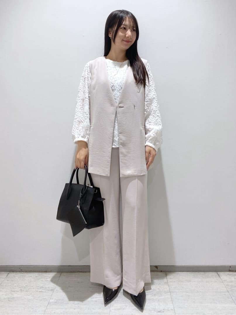 meiさんの「INDIVI｜【洗える／UVケア／SETUP可】着る日傘ワイドパンツ」を使ったコーディネート