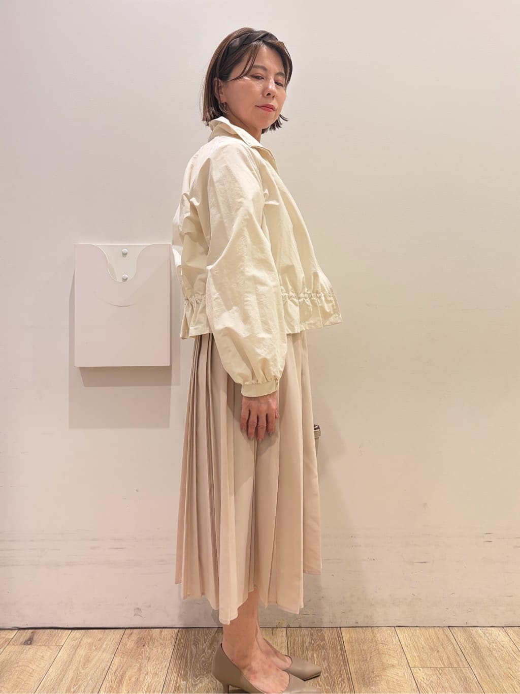 YUKOさんの「index｜ゴールドパーツ付きハートネックニット【洗濯機OK】」を使ったコーディネート