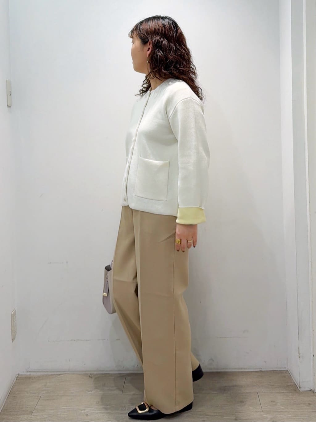 sumicaさんの「OPAQUE.CLIP｜イージーワイドパンツ【洗濯機OK】」を使ったコーディネート