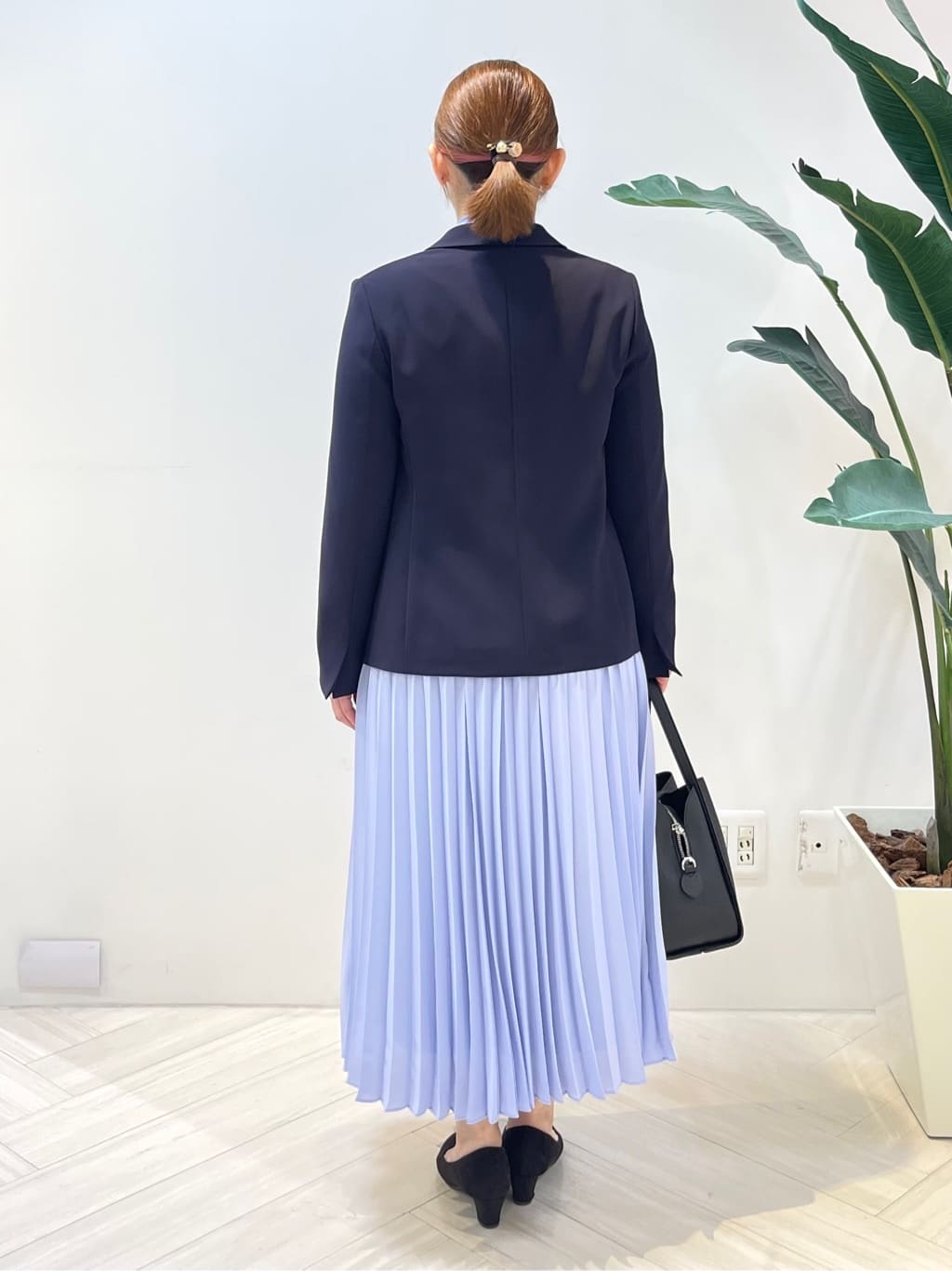 Tomoさんの「UNTITLED｜◆【フォーマル/洗える】ボウタイ プリーツワンピース」を使ったコーディネート