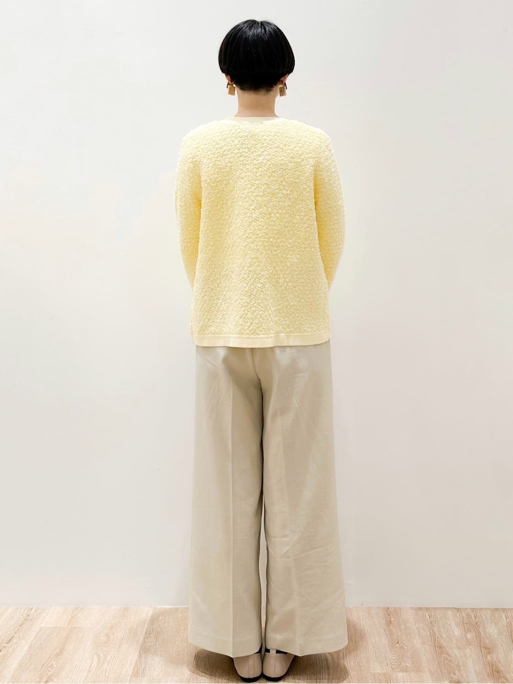 yurieさんの「OPAQUE.CLIP｜ロゴプリントロングTシャツ【洗濯機OK】」を使ったコーディネート