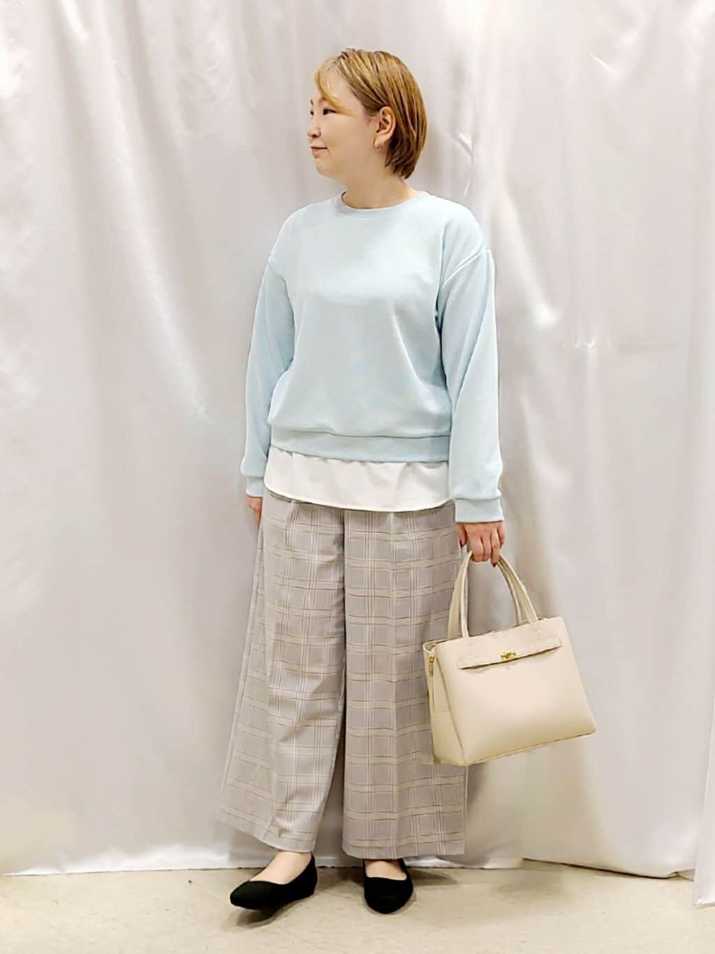 Chiiさんの「SHOO･LA･RUE｜【2WAY】上品きれい 金具ベルトトートバッグ」を使ったコーディネート