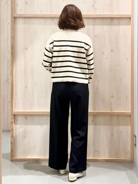 nakoさんの「THE SHOP TK｜【羽織るだけでこなれ感を演出】デニム切替カーディガン」を使ったコーディネート