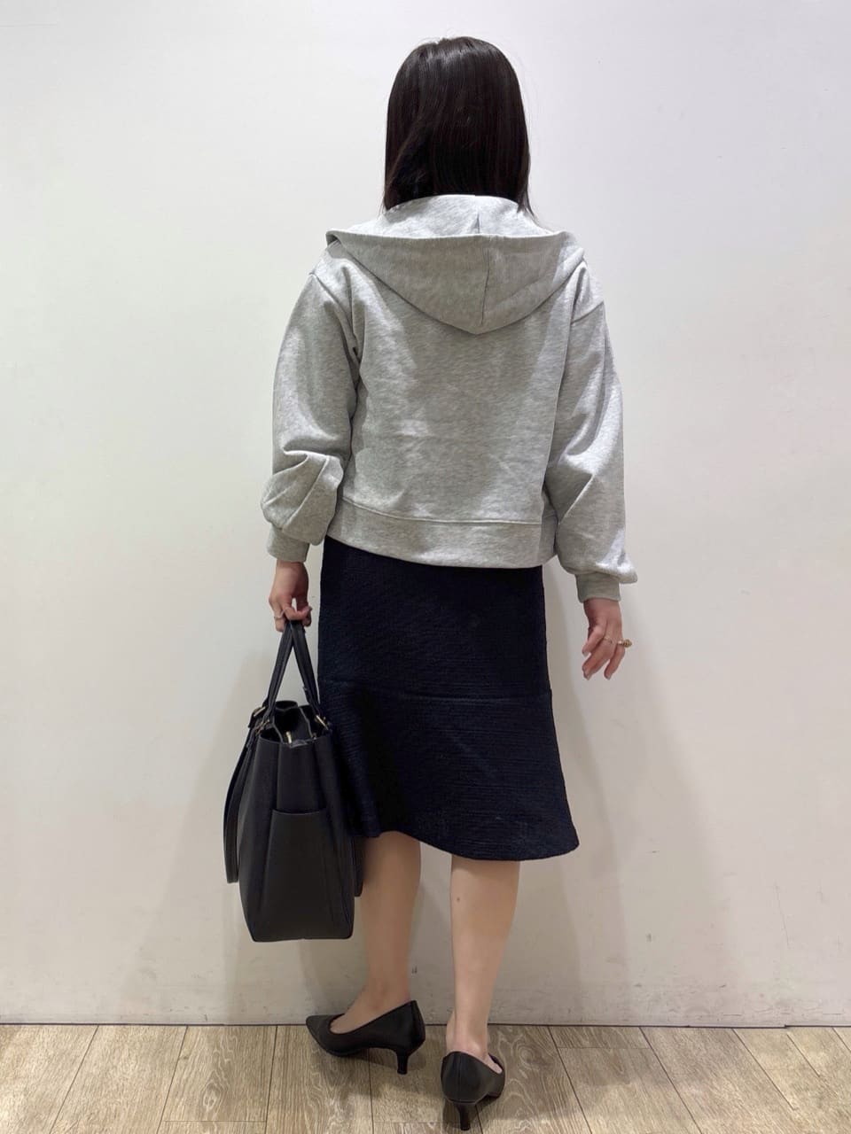 mameさんの「index｜ラメ裏毛コンパクトジップパーカー【洗濯機OK】」を使ったコーディネート