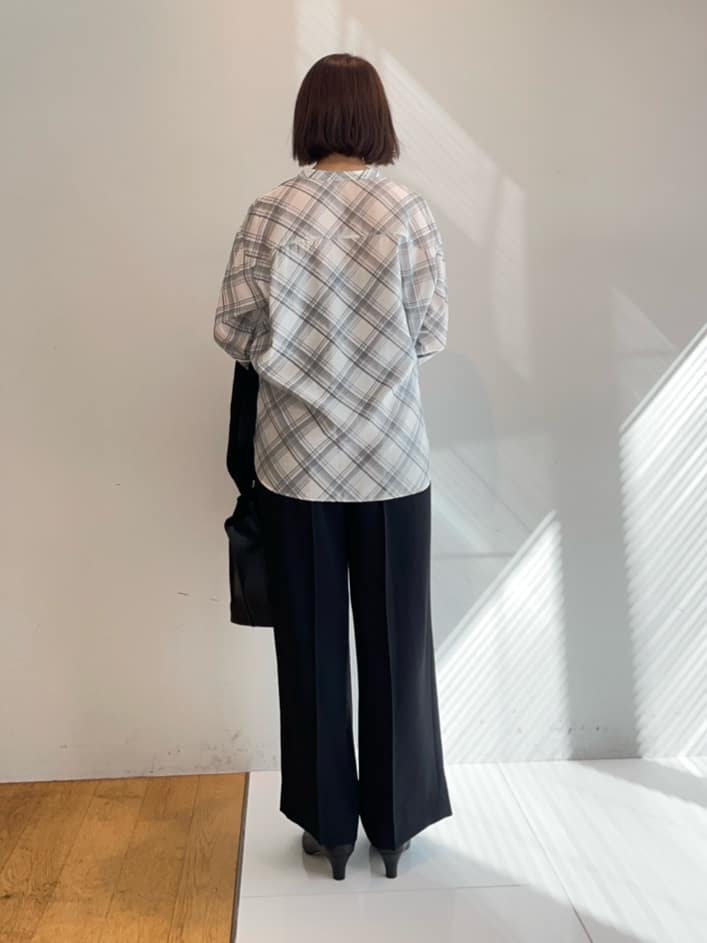 murayamaさんの「INDIVI｜【洗える／多機能／SETUP可】着る日傘ダブルジャケット」を使ったコーディネート