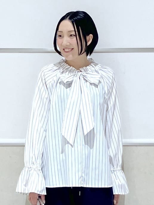 eriko さんの「Dessin｜【洗える】フリルボウタイストライプブラウス」を使ったコーディネート