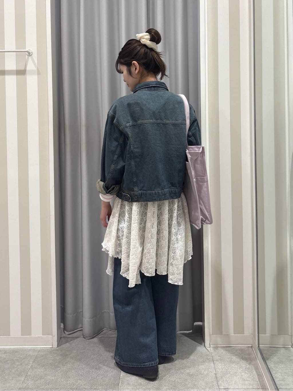 Rikaさんの「SHOO･LA･RUE｜【S-LL/洗濯機可】着こなしいろいろ 首元すっきりボートネック ボーダーロンT」を使ったコーディネート