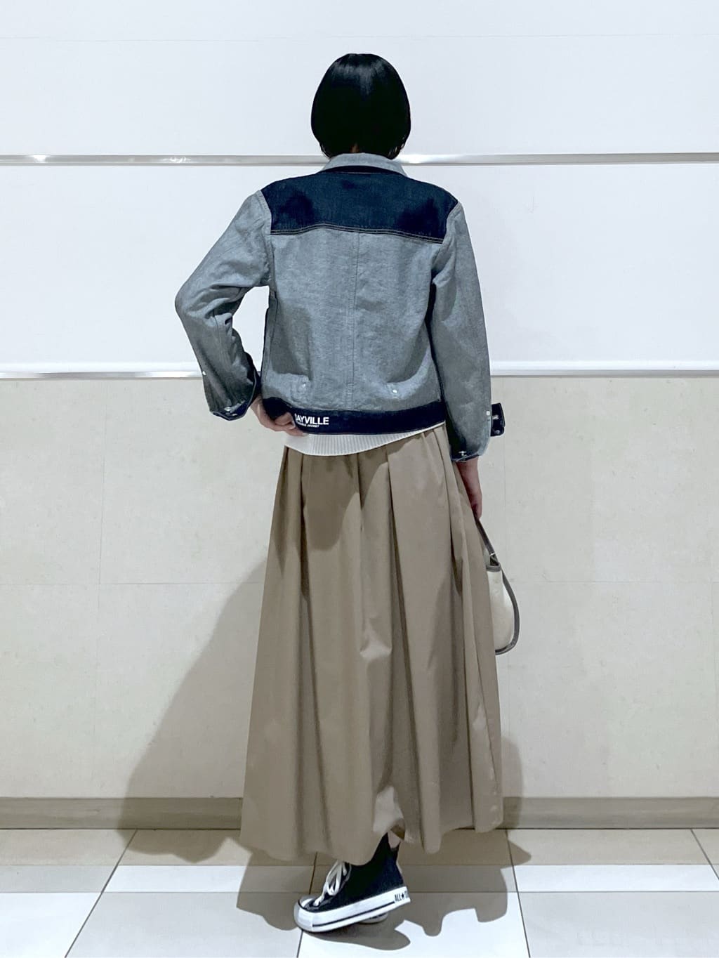eriko さんの「Dessin｜【洗える】コットンVネックニット」を使ったコーディネート