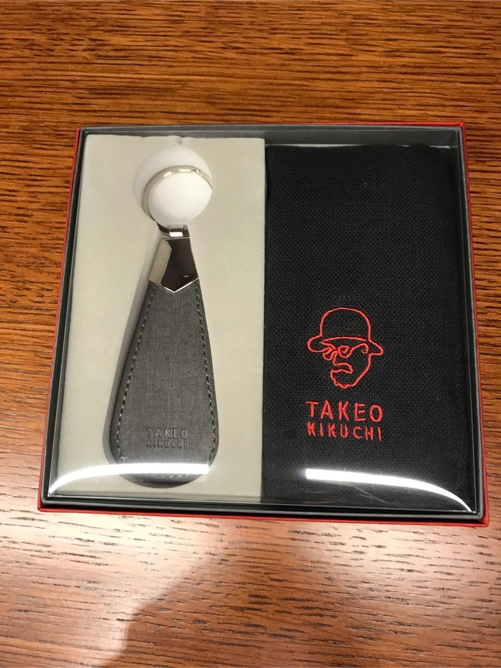 じゅんさんの「TAKEO KIKUCHI｜タオルハンカチシューホーンセット」を使ったコーディネート