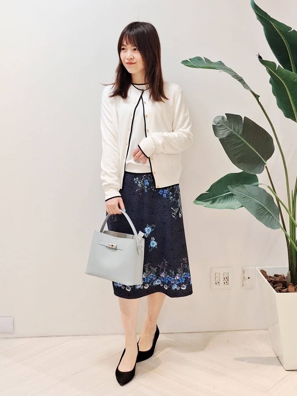YuKaRiさんの「UNTITLED｜【アンサンブル可/洗える】ウォームスパン カーディガン」を使ったコーディネート