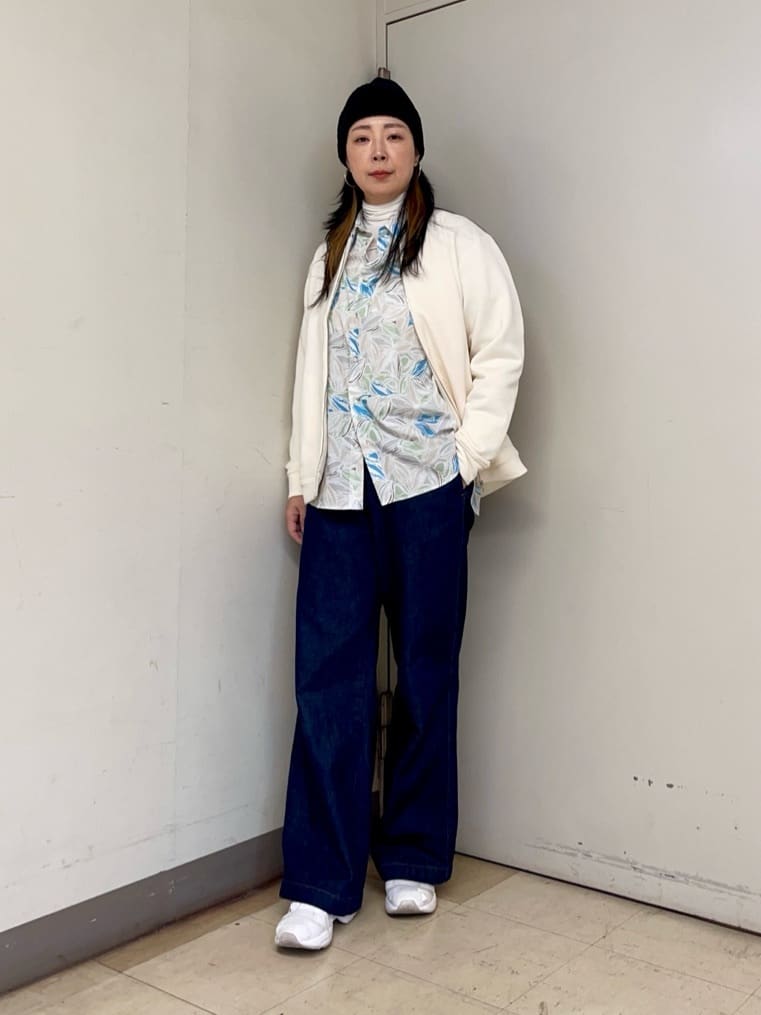 iwさんの「TAKEO KIKUCHI｜スライドパズル ジャカード ブルゾン」を使ったコーディネート