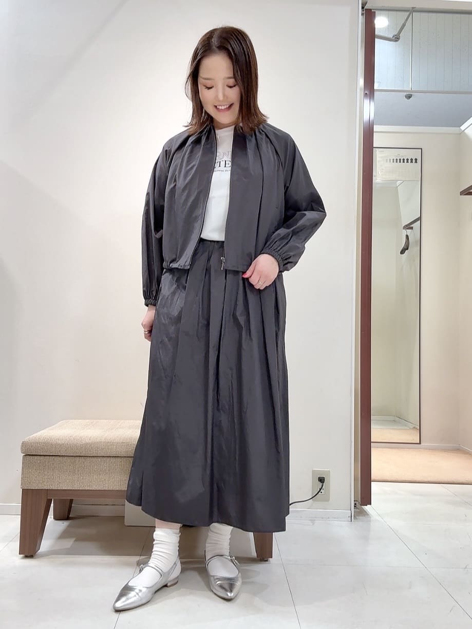 YUIさんの「UNTITLED｜◆【セットアップ可/はっ水】シャイニータイプライターブルゾン」を使ったコーディネート