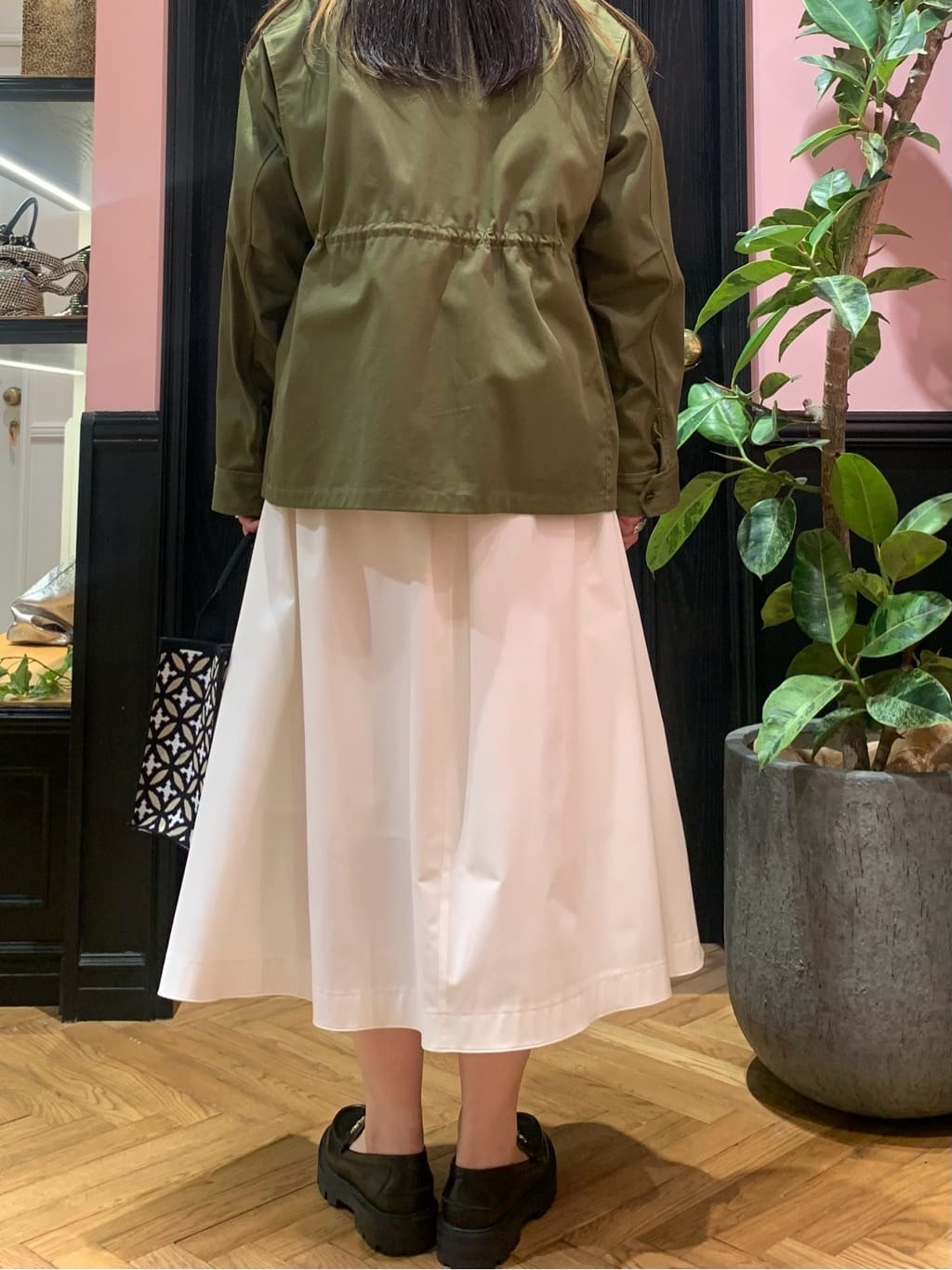 SAKAIさんの「DRESSTERIOR｜【ウォッシャブル】コンパクトコットンミリタリーブルゾン」を使ったコーディネート