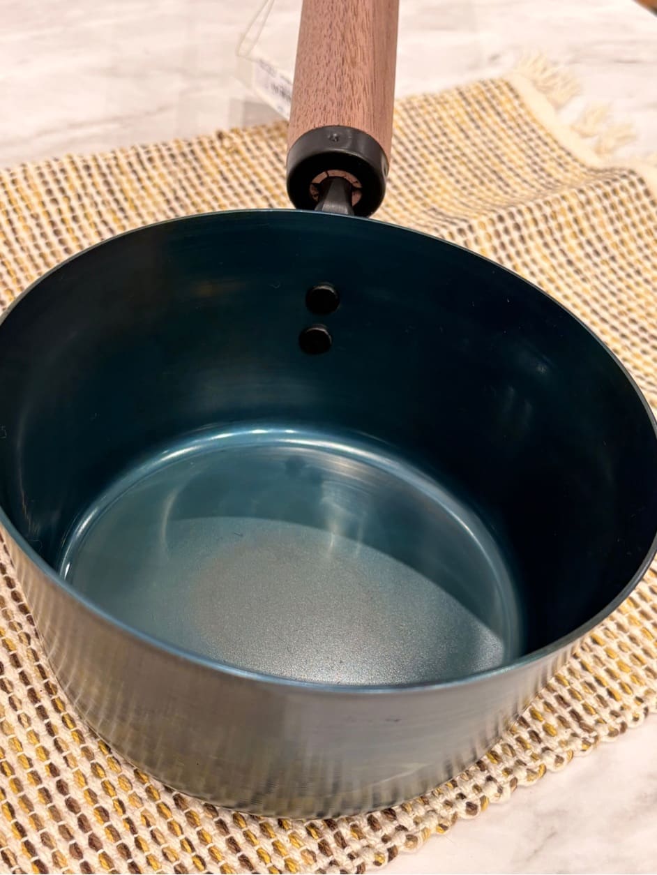 YUKOさんの「212 KITCHEN STORE｜お味噌汁パン 16cm ウォルナット <藤田金属＞」を使ったコーディネート