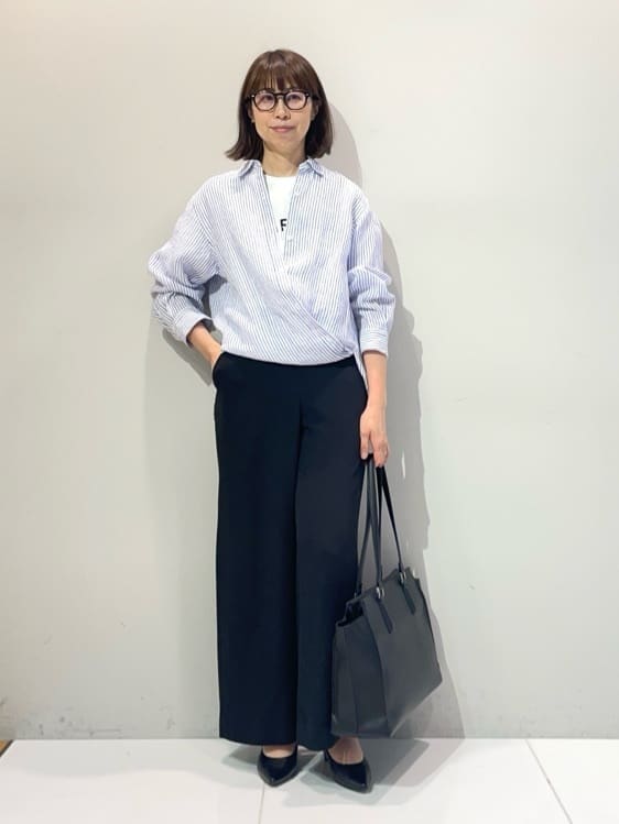murayamaさんの「INDIVI｜【接触冷感／2WAY】カシュクールリネンシャツ」を使ったコーディネート