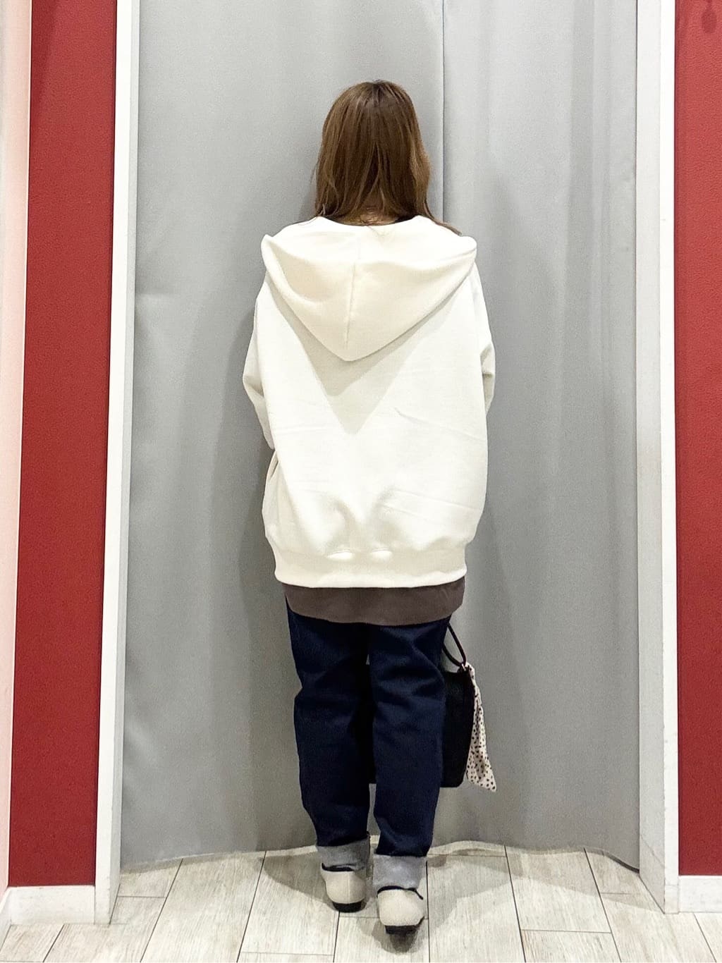 shioさんの「SHOO･LA･RUE｜【SHOO・LA・RUE DENIM】毎日使いたくなる ストレッチデニムスキニーパンツ」を使ったコーディネート