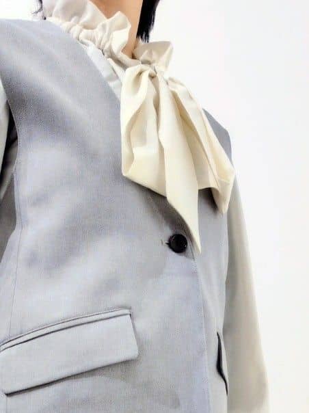 kodamaさんの「THE SHOP TK｜【通勤にもカジュアルにも】CAVIAN ジレ/セットアップ可」を使ったコーディネート